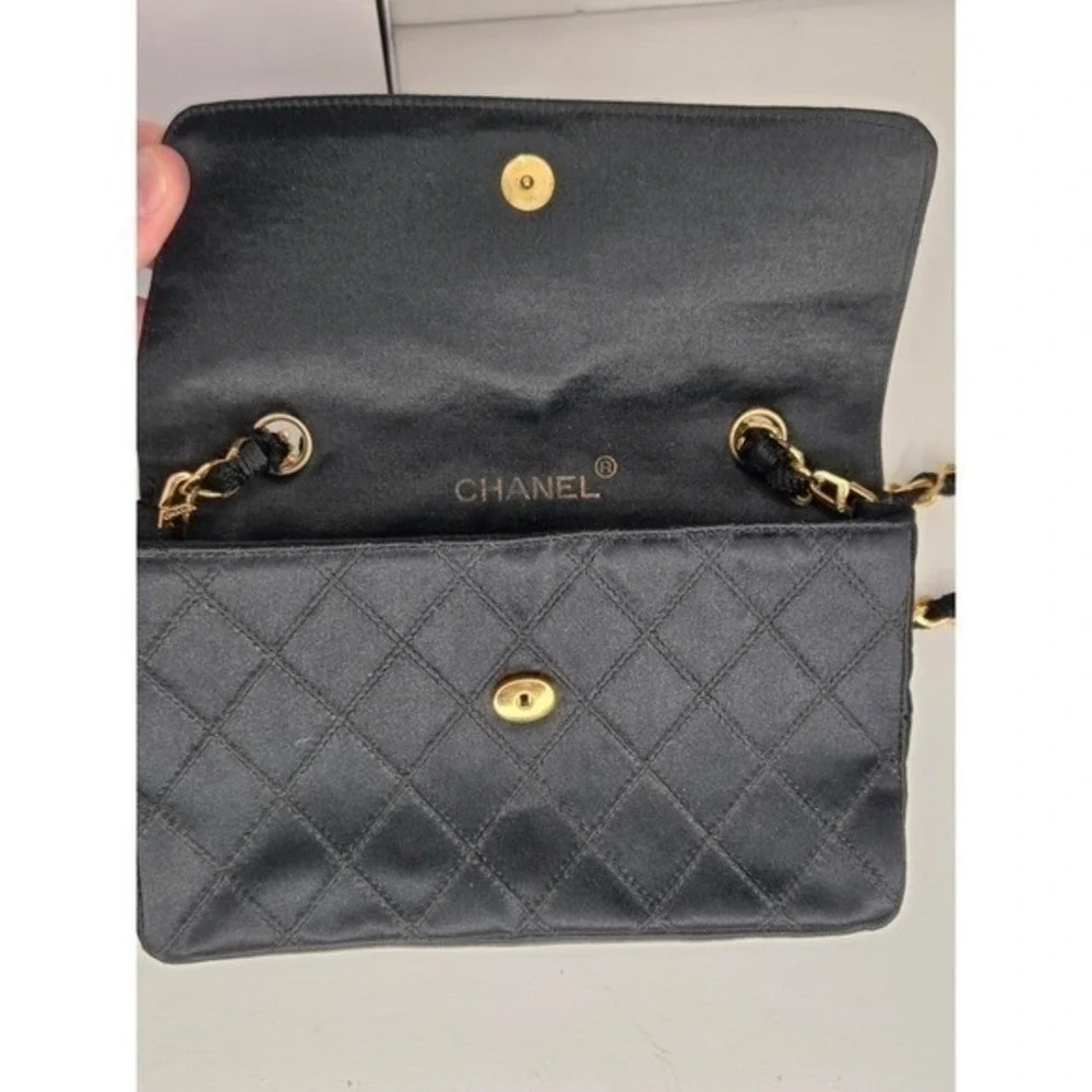 Chanel‎ Black Satin Quilted Flap Bag Vintage 1980's Chain Shoulder Bag Gold CC
